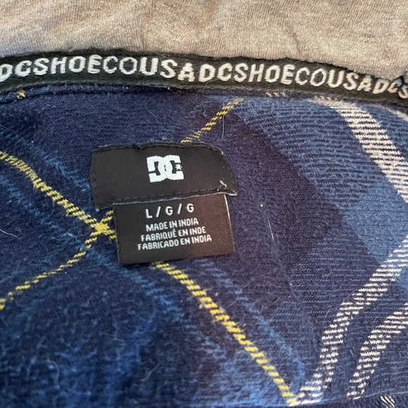 DC Plaid Shirt w/ Hood - Picture 7 of 7